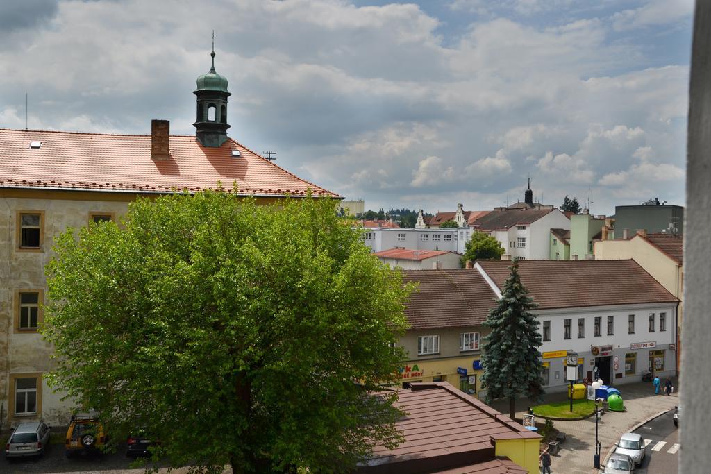 Hotel Posta Benesov  Eksteriør bilde